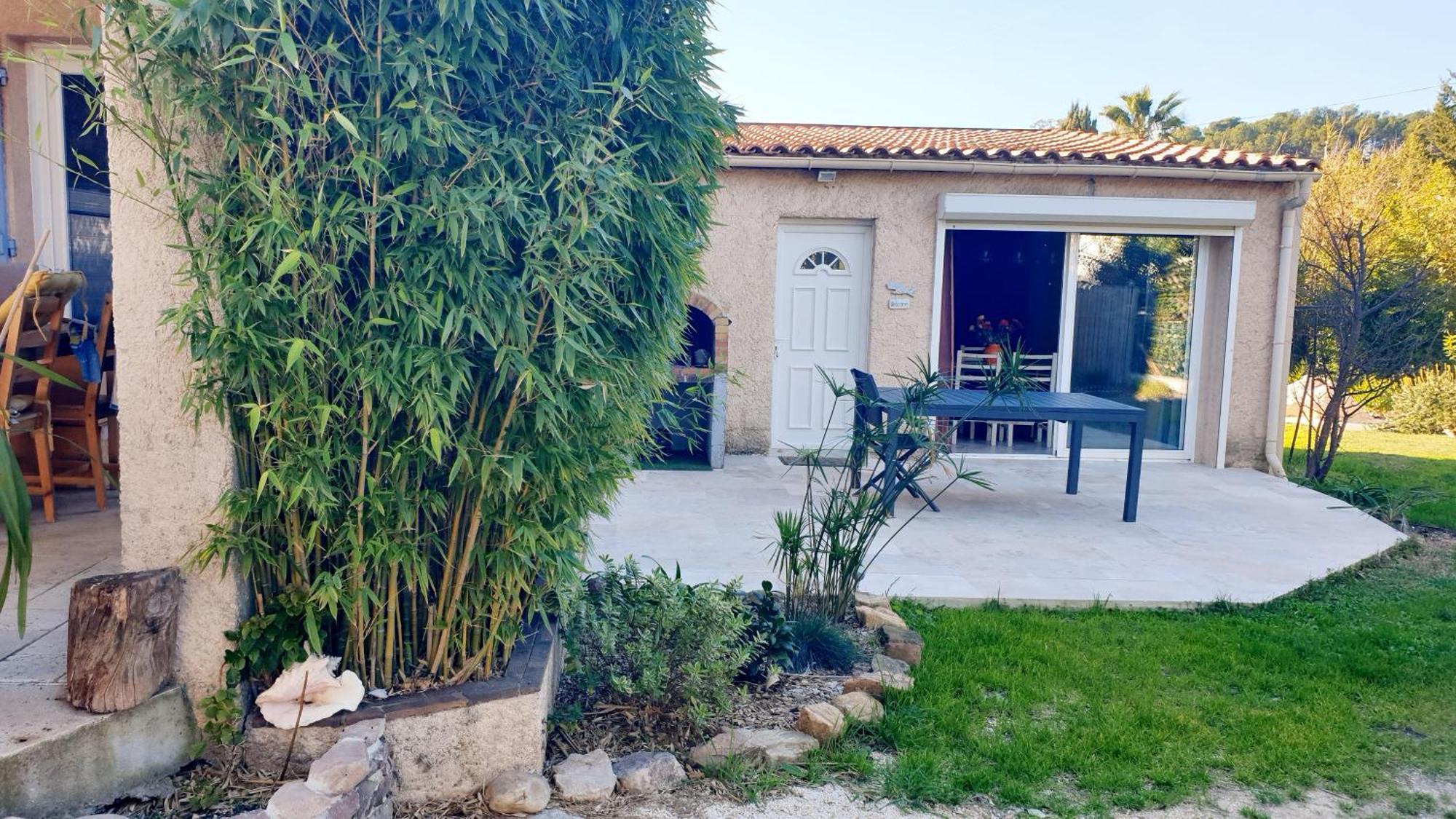 Studio 33 M2 Au Calme Proche Hyeres Ла-Кро Экстерьер фото